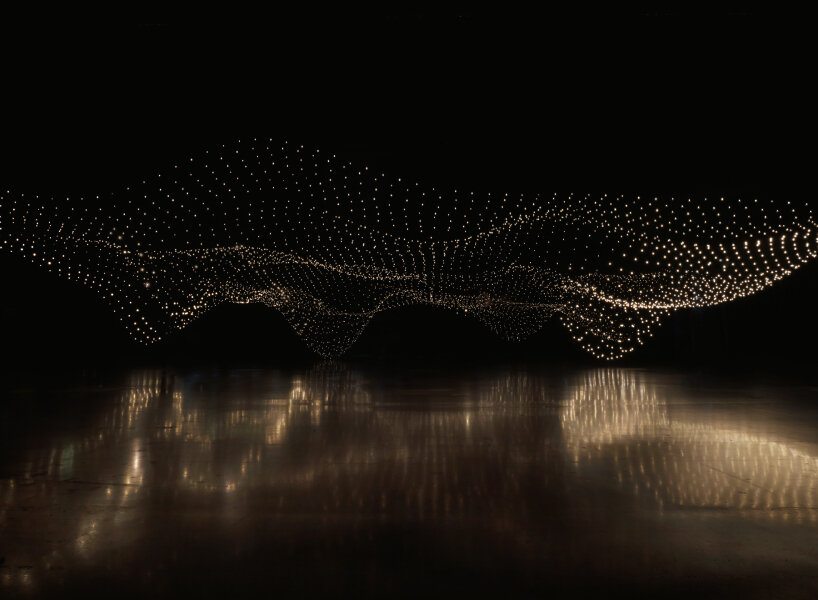 rafael lozano-hemmer's light installation in design miami/basel changes by recording people’s heartbeats