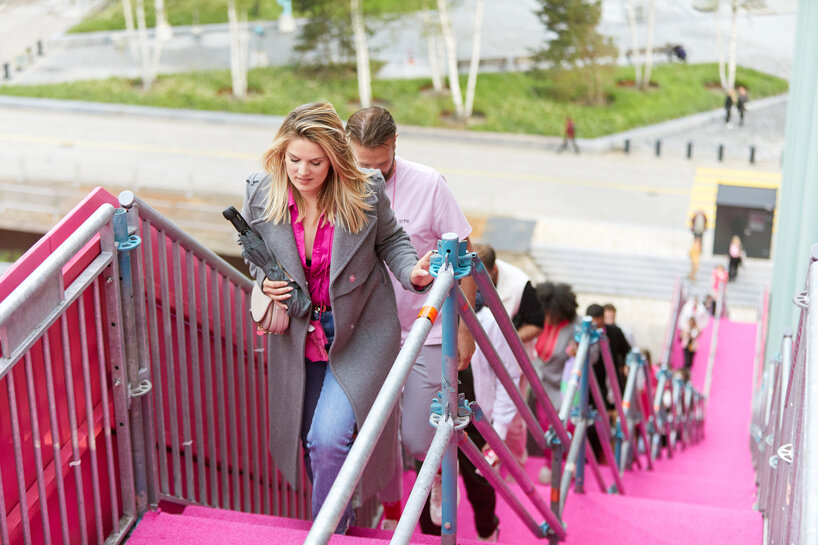 image © Aad Hoogendoorn