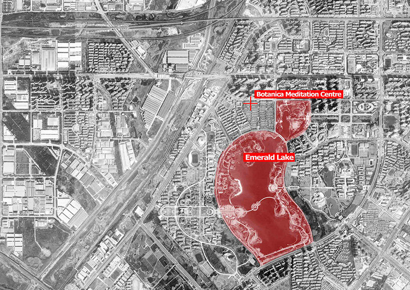 the design extended the mist effect from Emerald Lake near the site | © HAS design and research