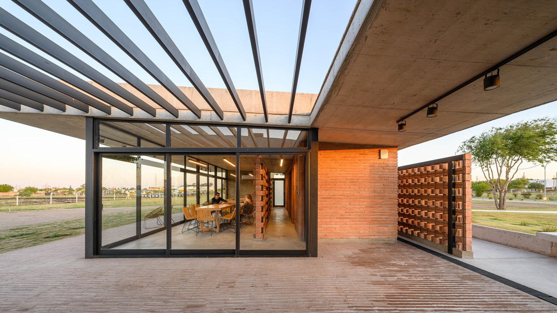 grupo-edisur-san-ignacio-clubhouse-argentina-gonzalo-viramonte-designboom-06a