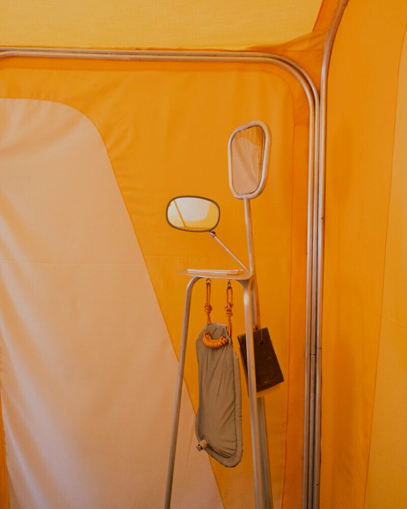 aluminum 'coiffeuse' and 'vache à eau' | image ©Mickael Llorca