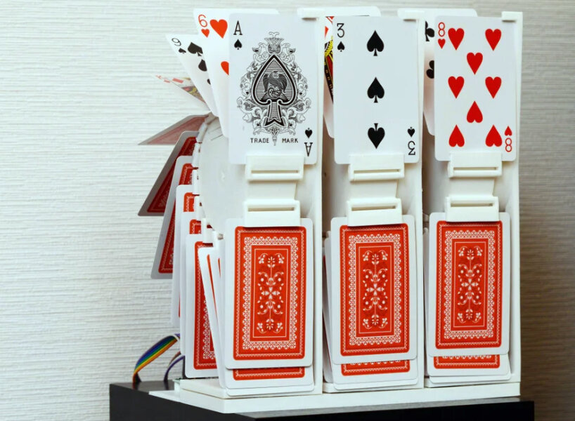 playing cards flip clock
