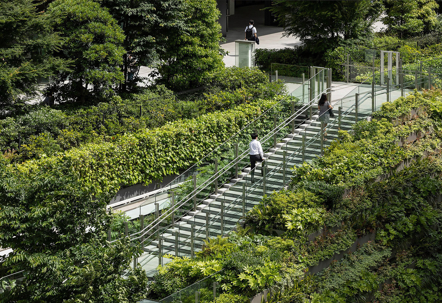 ingenhoven-architects-toranomon-hills-tower-tokyo-japan-designboom-08a