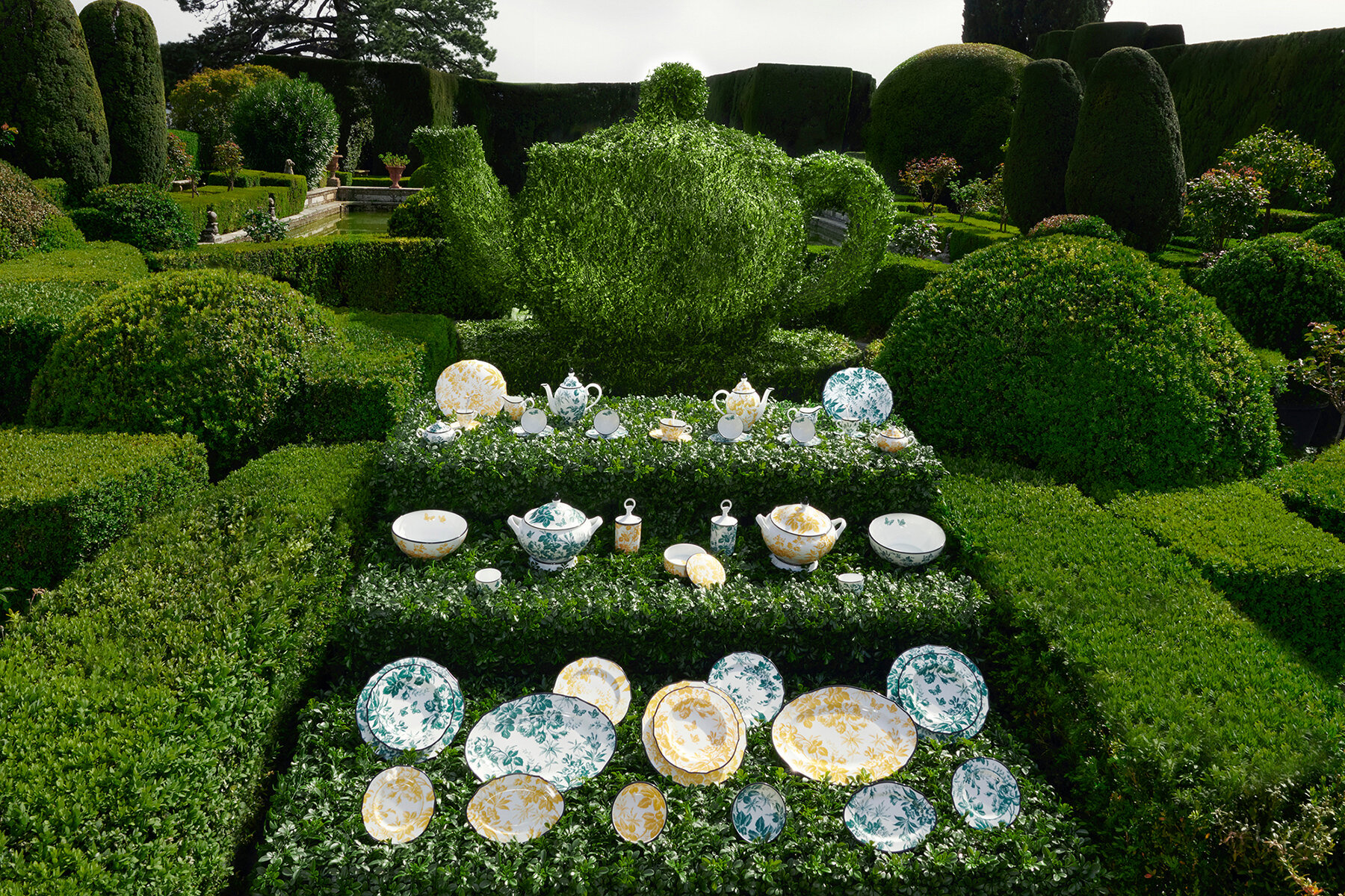 max-siedentopf-gucci-decor-landscape-campaign-designboom-08a