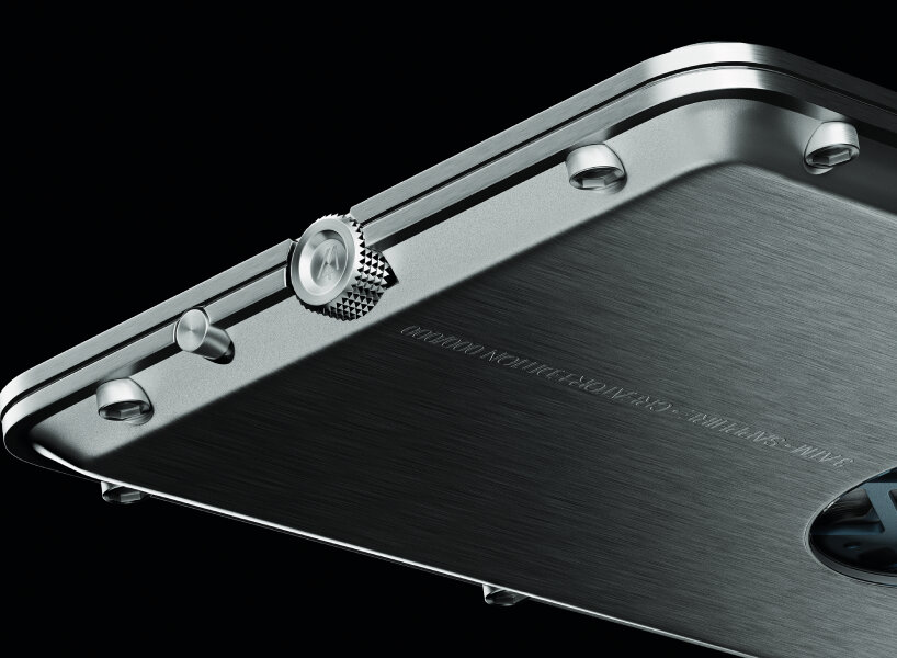 mechanical pocket watch ‘mecascape’ by CODE41