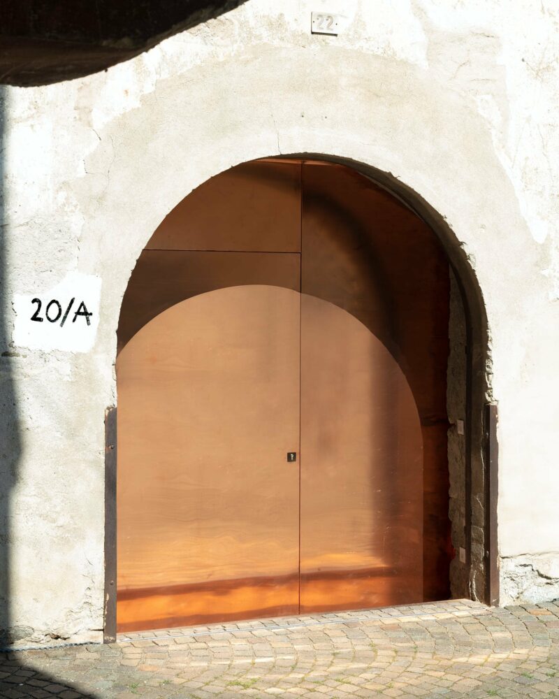 messner architects’ restored ‘20/A’ doubles as a home and art studio for hannes egger in italy