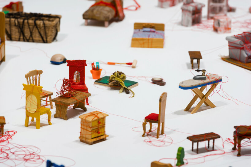 Connecting Small Memories, 2019, © Chiharu Shiota | Photo: Sunhi Mang | Photo courtesy: Mori Art Museum, Tokyo