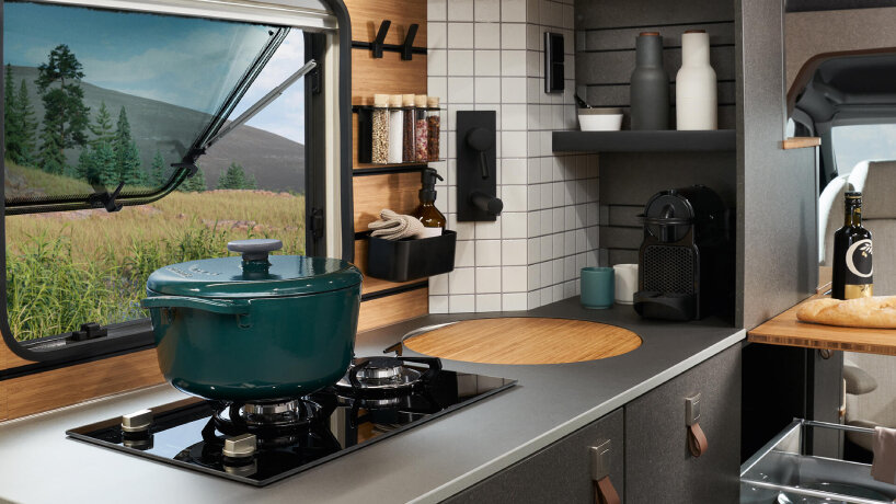 off-roader ‘hymer venture S’ is a solar-powered motorhome powered by mercedes-benz chassis