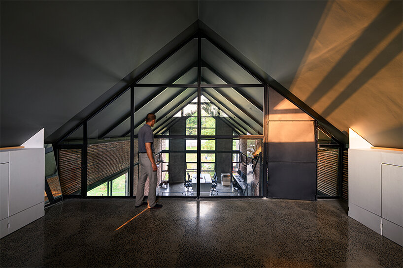 the apex overlooking the working the primary workspace