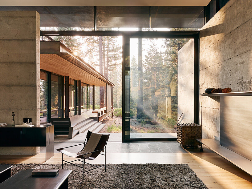olson kundig’s analog house weaves between its wooded california site