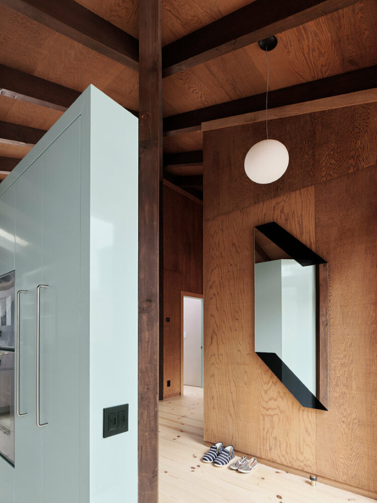 redwood house by studio terpeluk