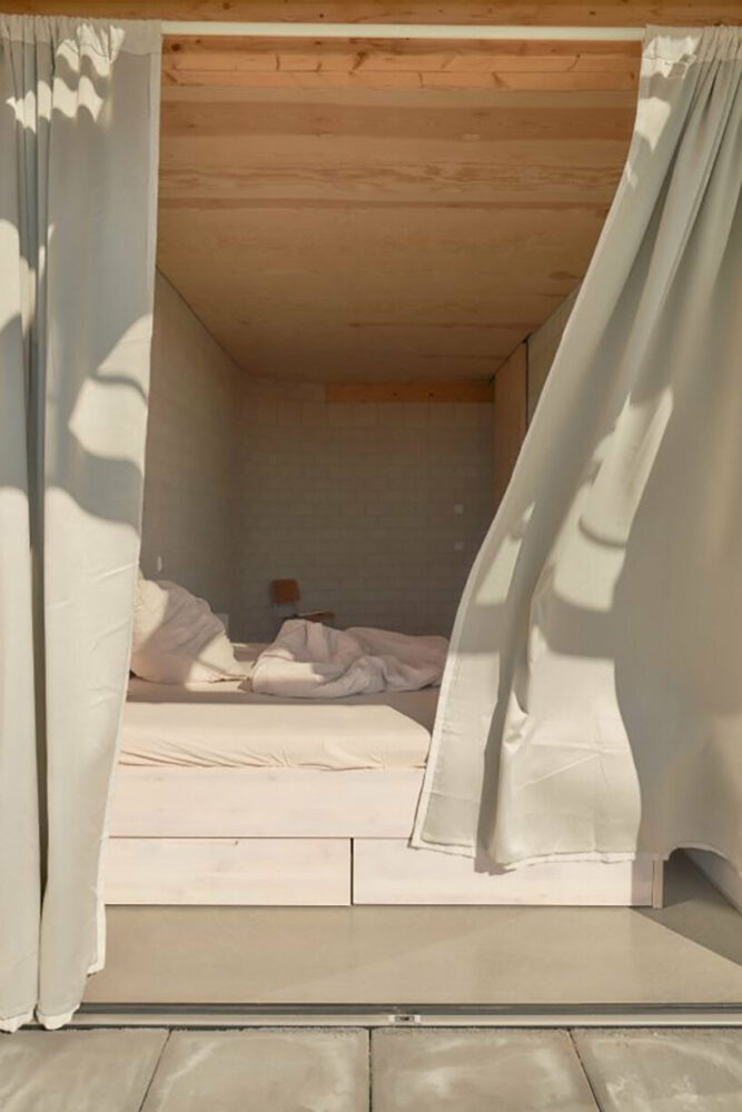 sigurd larsen tops weekend home in german countryside with clear glass gable roof