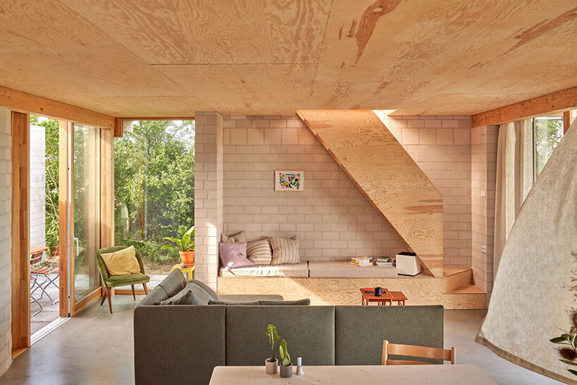 sigurd larsen tops weekend home in german countryside with clear glass gable roof