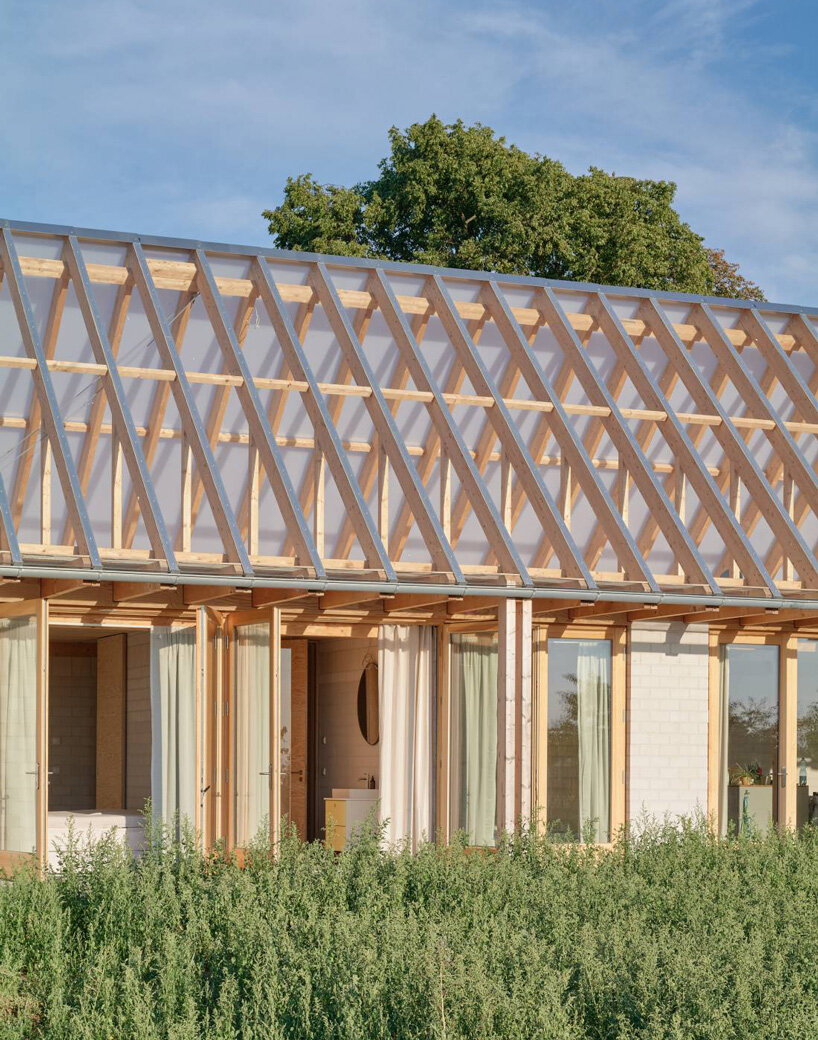 sigurd larsen tops weekend home in german countryside with clear glass gable roof