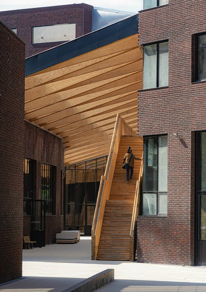 image by Pierre Louis Mabire