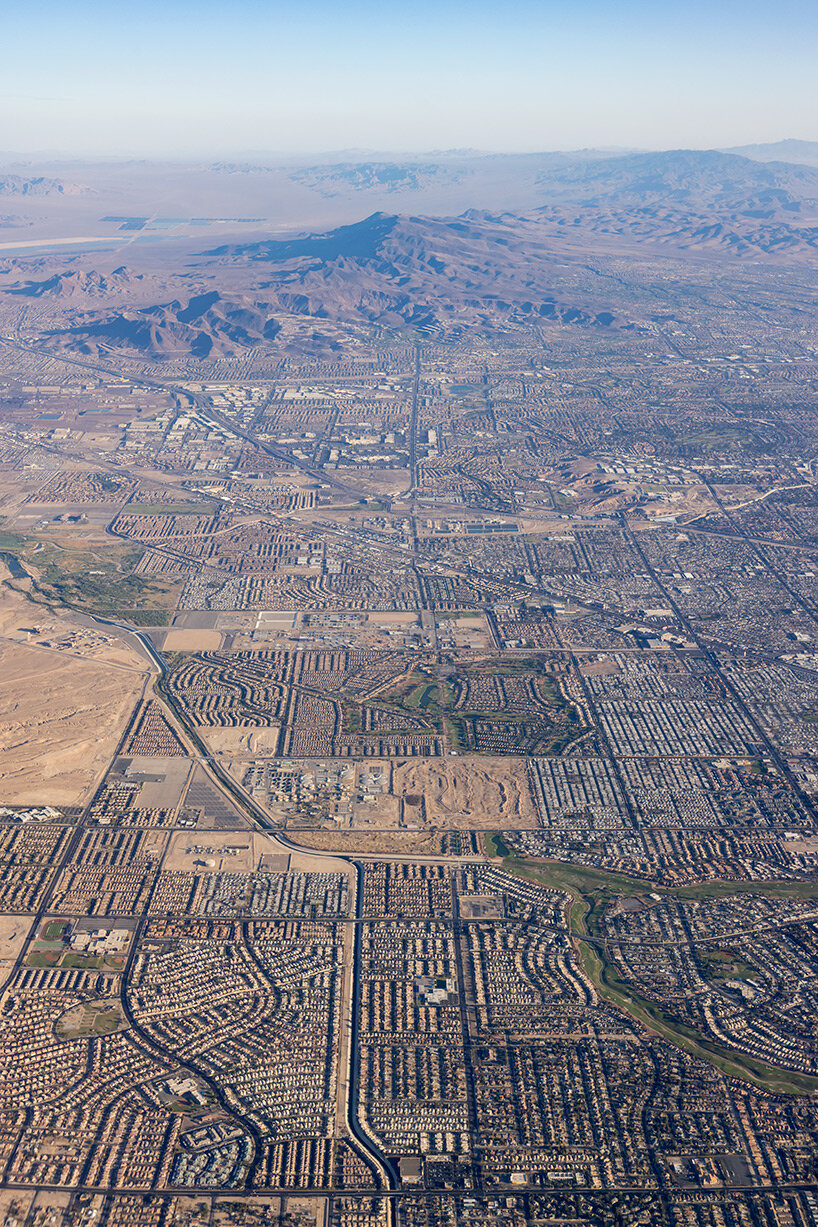 iwan baan's 'from las vegas to rome' reinterprets scott brown & venturi's landmark publication