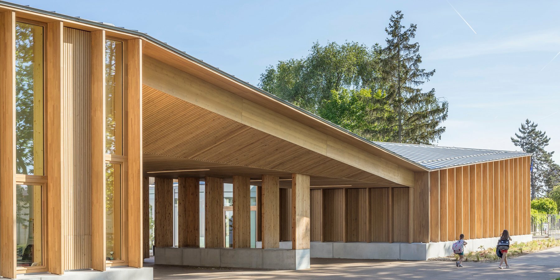 grandes-terres-primary-school-designboom-1800-2