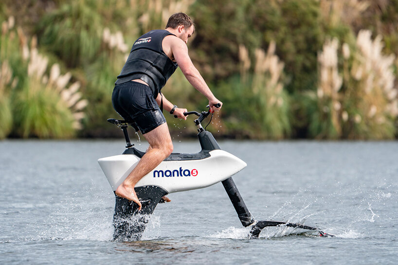 manta5's second-gen hydrofoil bike launches easily thanks to its throttle-only mode - 3