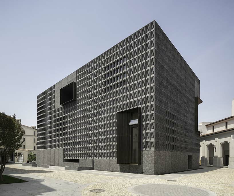 aranya art center | image © Pedro Pegenaute