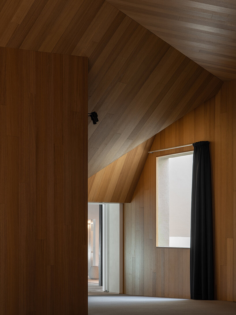 carlana mezzalira pentimalli’s new brixen public library in italy pairs history with modernity - 8