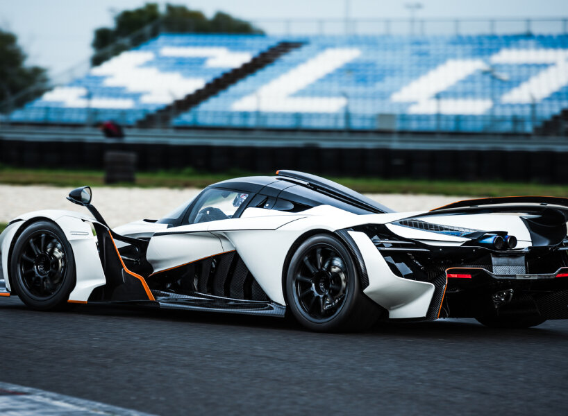 praga bohema hypercar