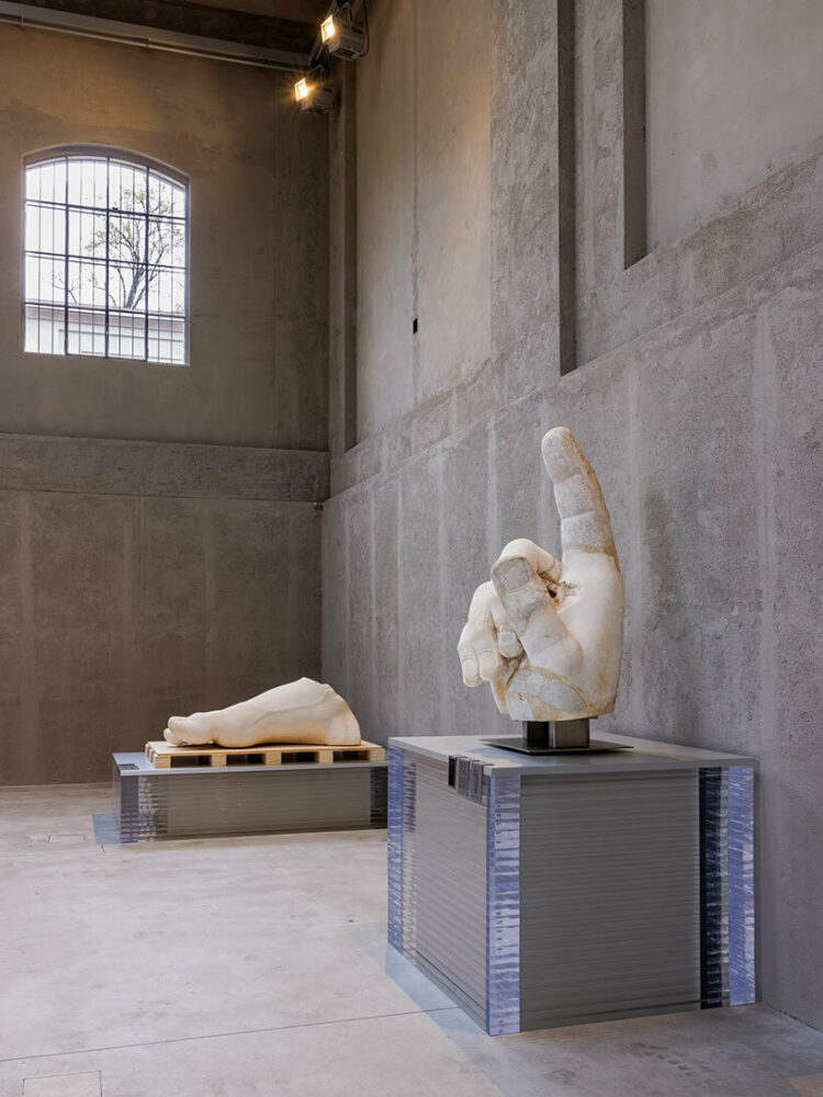 right hand and foot of the Colossus of Constantine 312 CE | image by Roberto Marossi © Fondazione Prada