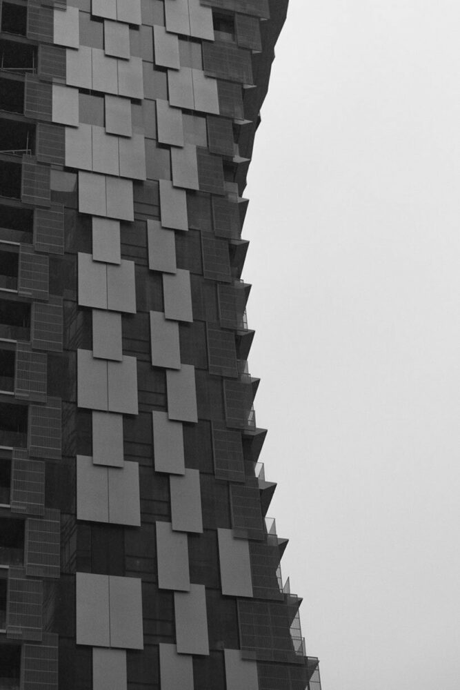 kengo kuma lands in vancouver to visit his first residential tower in north america