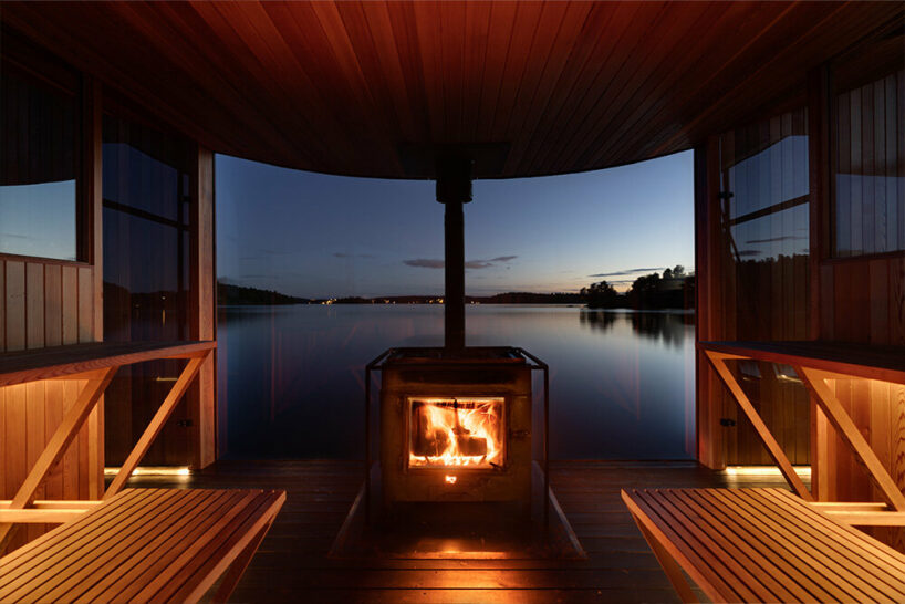 guests enjoy the heat of the sauna and immerse themselves in the beautiful nature of the Stockholm Archipelago