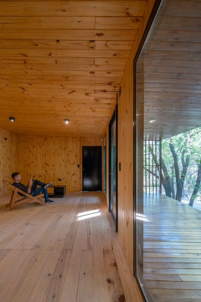 the interior lining of both walls, ceilings and floors is resolved with elliotis pine tongue