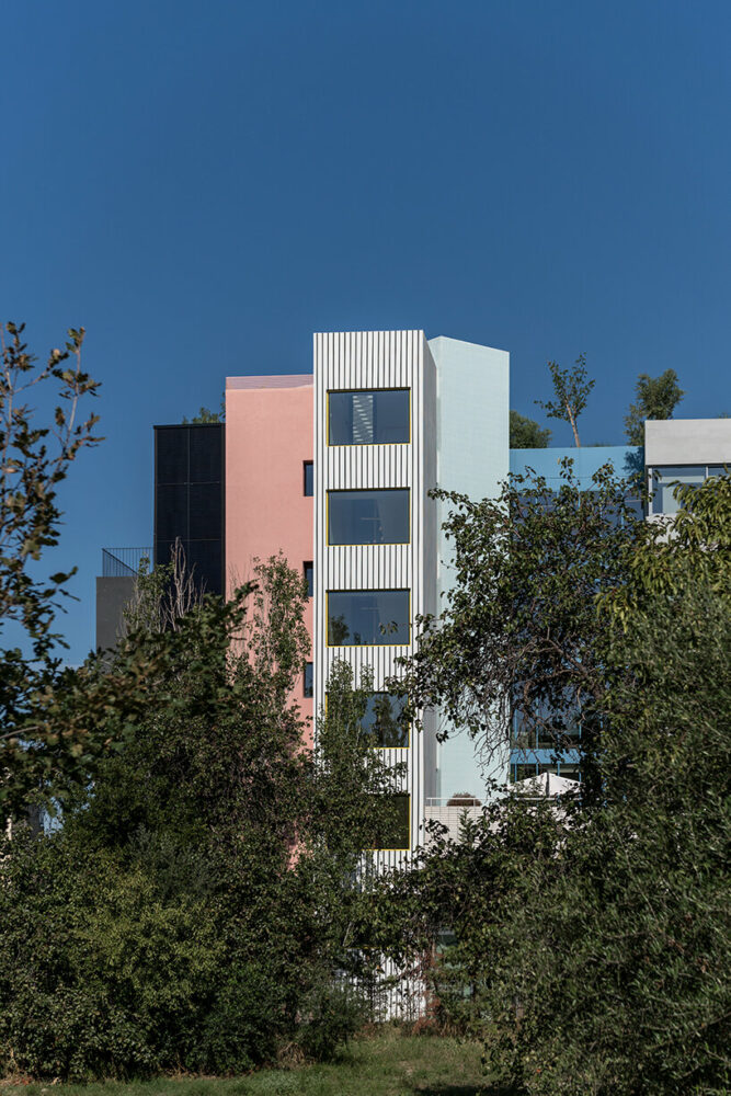 neiheiser argyros revives old office building as multicolored blocks