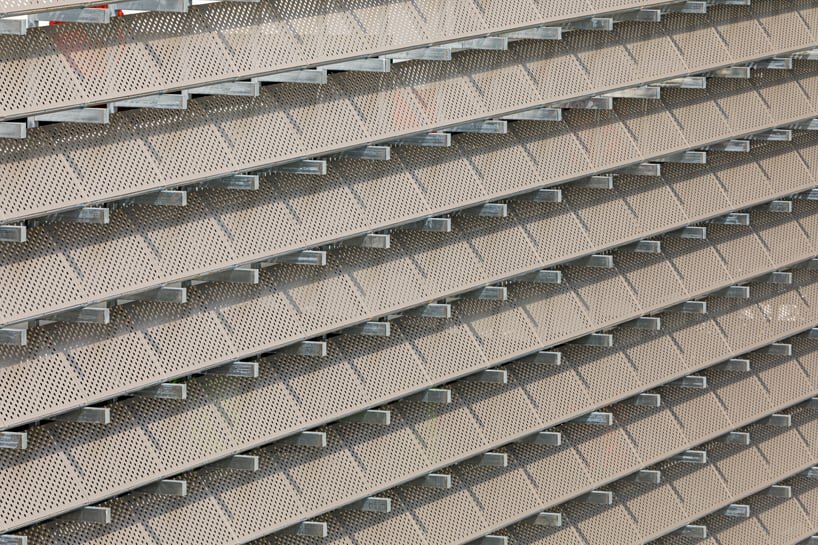 parking complex in korea enfolds multiple levels in scaffolding skin