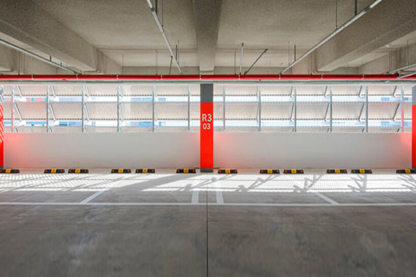 parking complex in korea enfolds multiple levels in scaffolding skin
