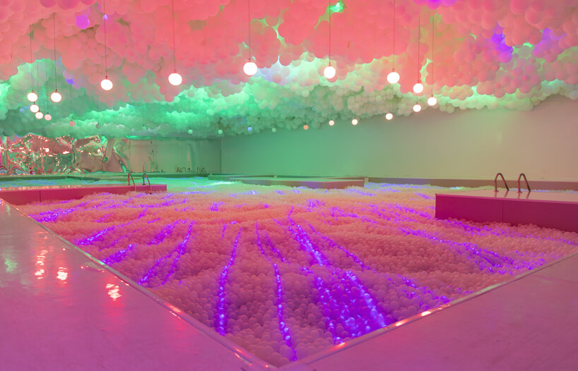 balloon museum's pop air immerses visitors in whimsical inflatable universe in milan