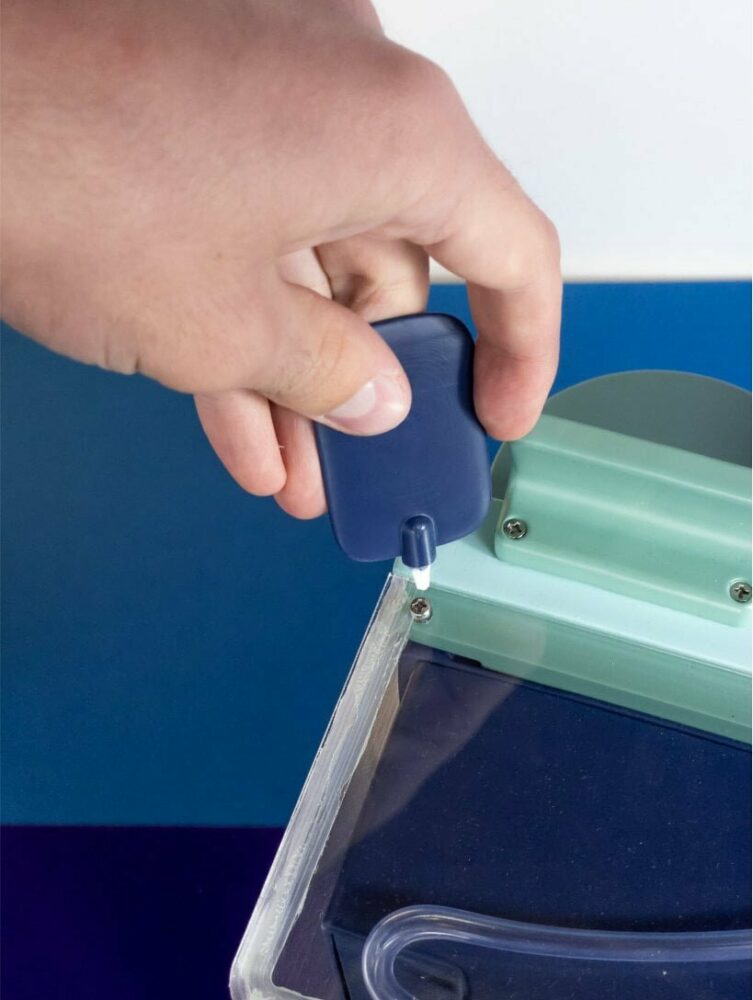 a screwdriver comes stored in the base drawer