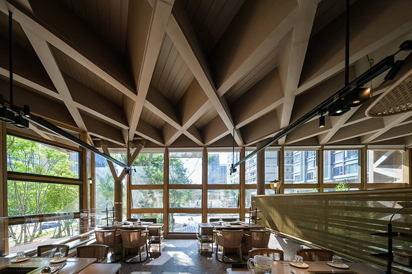 joint between branching columns and timber beams | image ©shangru chen