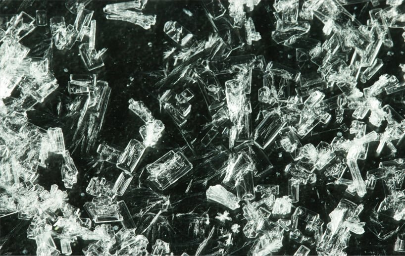 katalin huszár’s ‘alchemy’ crystallizes raw chemicals into intricate glass jewelry