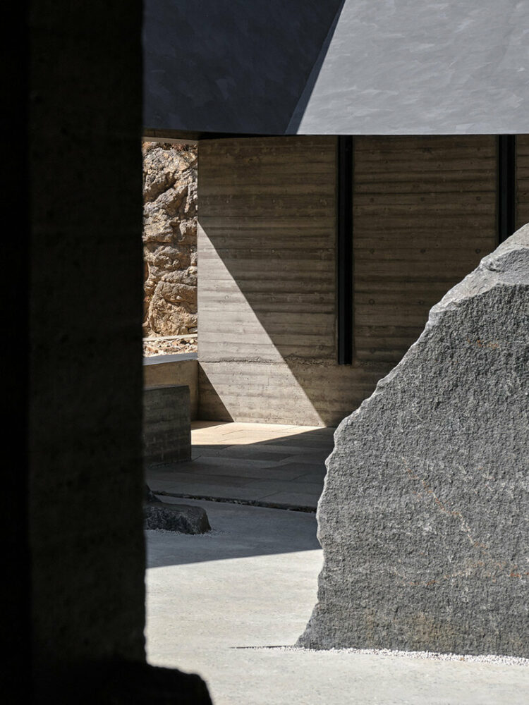 image by Jonathan Leijonhufvud