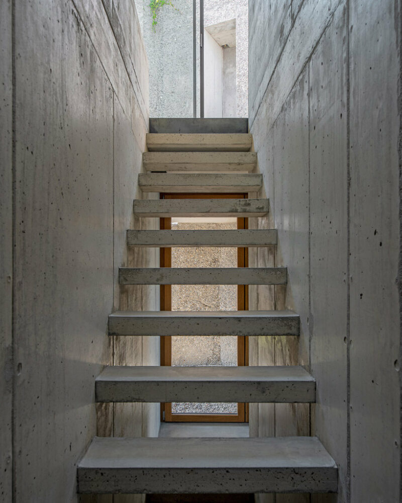 wespi de meuron romeo sculpts monolithic stone dwelling in san nazzaro, switzerland