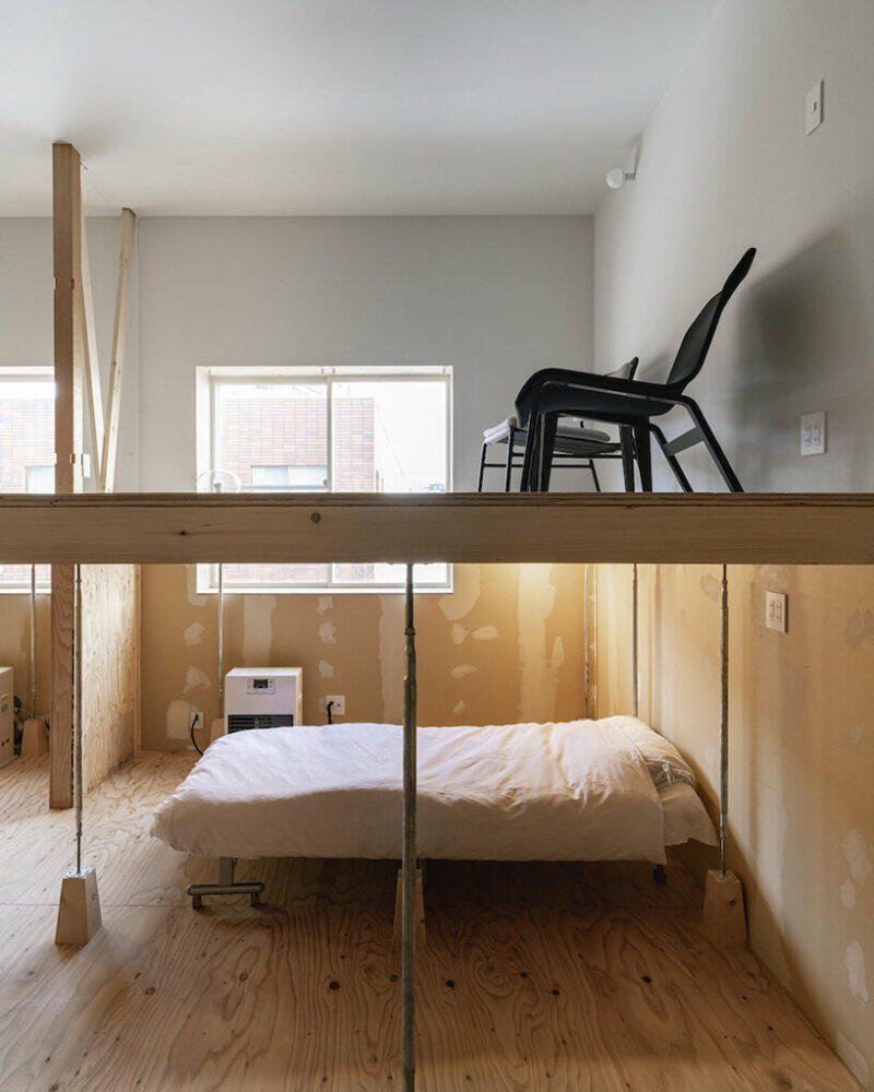 ‘stage in sumikawa’ by yoshichika takagi occupies a hollowed-out building in japan