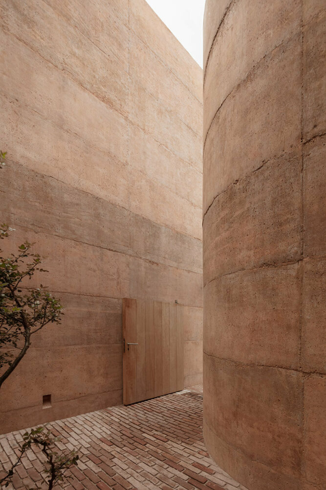 image © Ariadna Polo