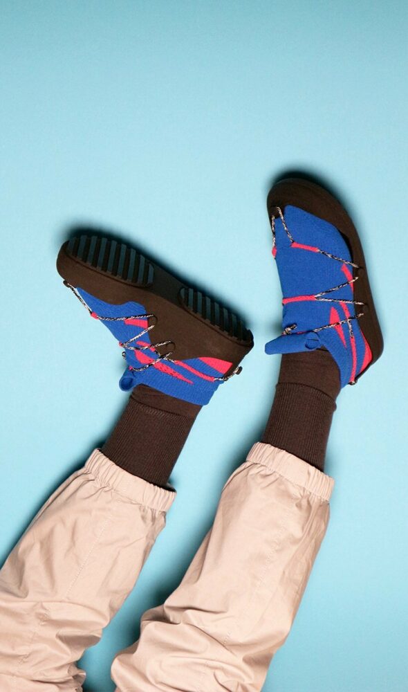 noa zaidman’s recyclable modular shoes mix and match knitted uppers with 3D printed soles