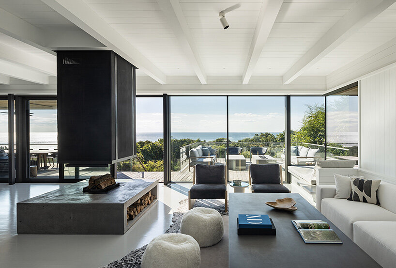 robert young architects' 'hither hills' is nestled into the sloping coast of montauk - 2