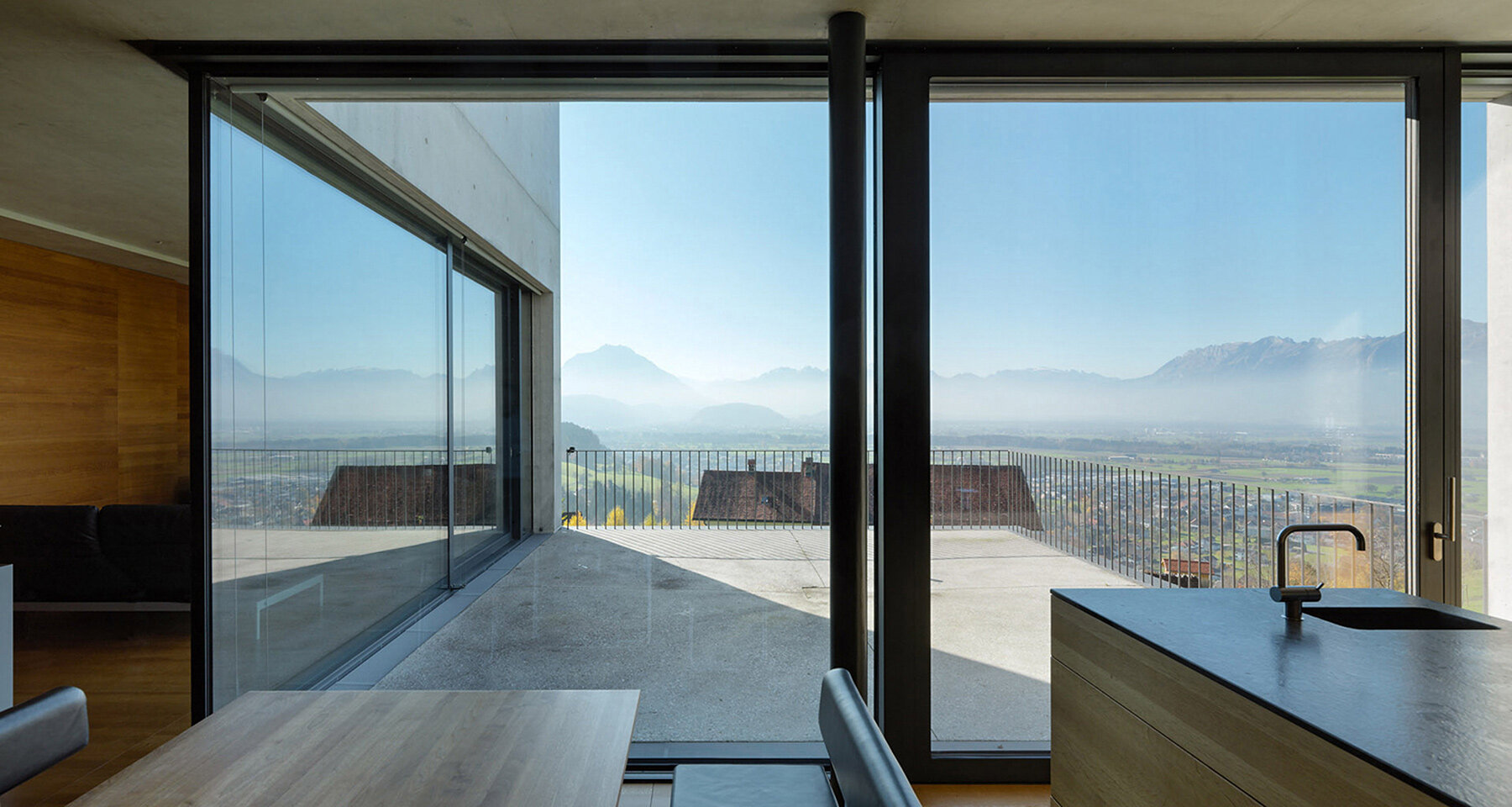 house-chambers-marte-marte-architects-designboom-05a