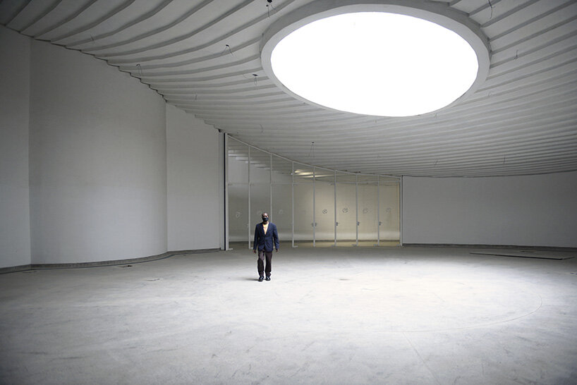 outlook interior | photo: Studio Other Spaces