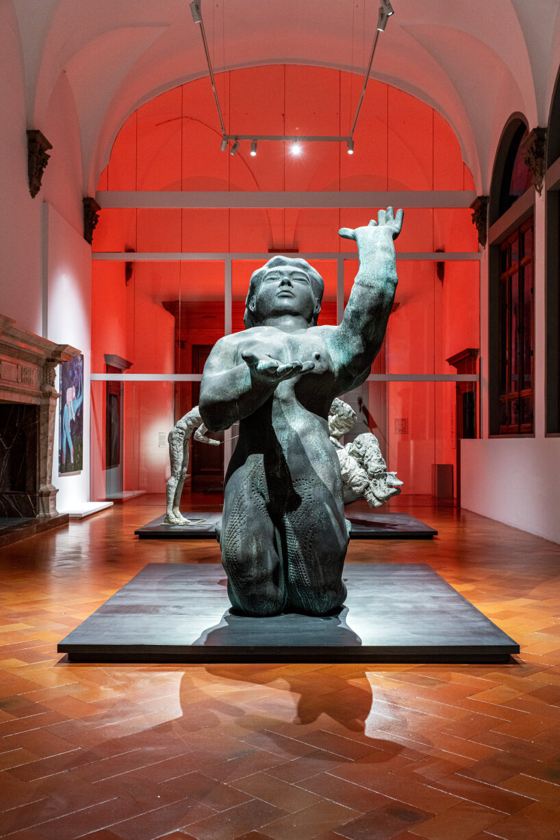 palazzo strozzi reaching for the stars