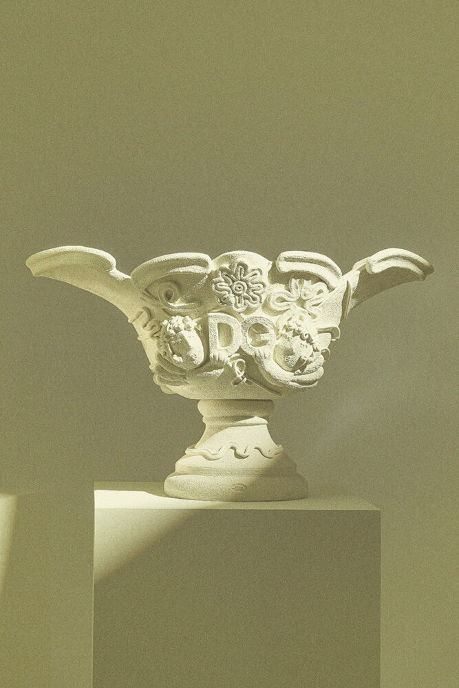 'gondola' | image © Mattia Aquila, Courtesy Dolce&Gabbana