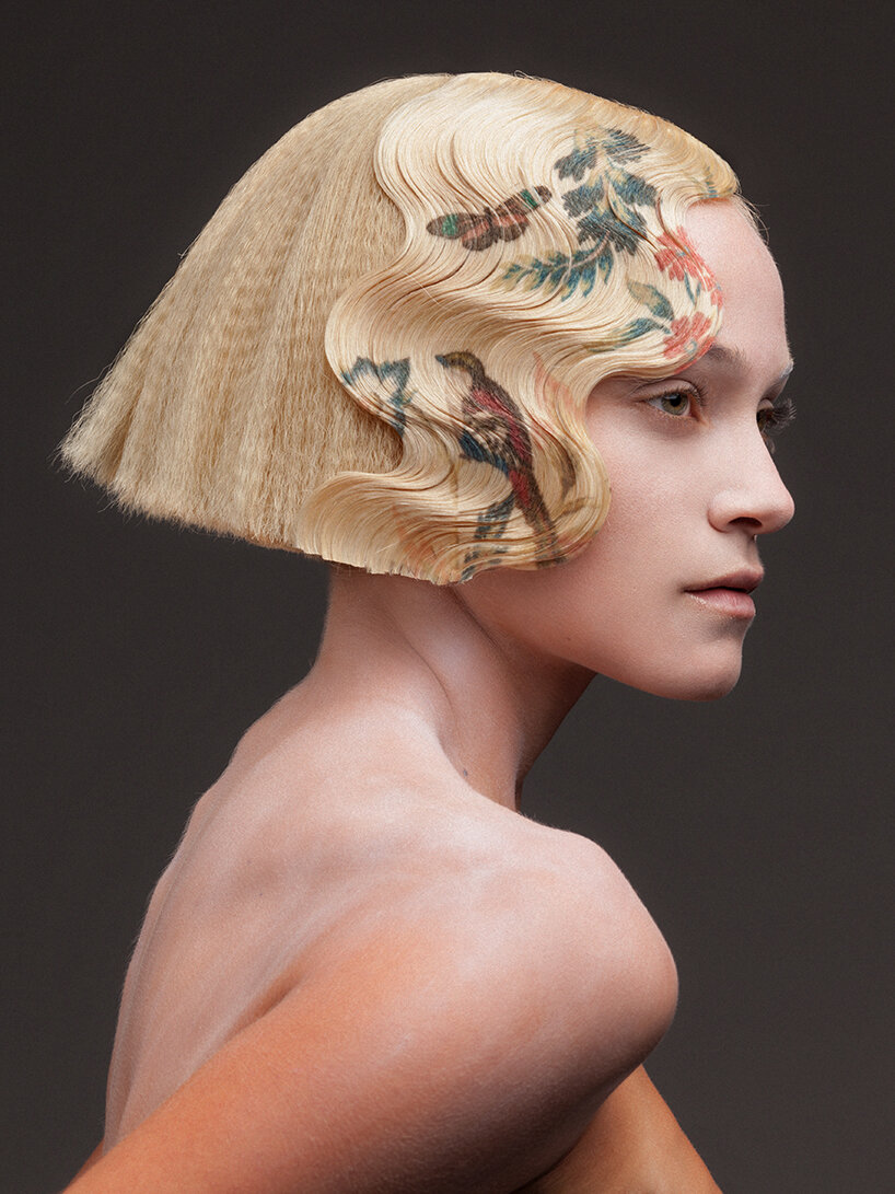 des cheveux et des poils designboom 