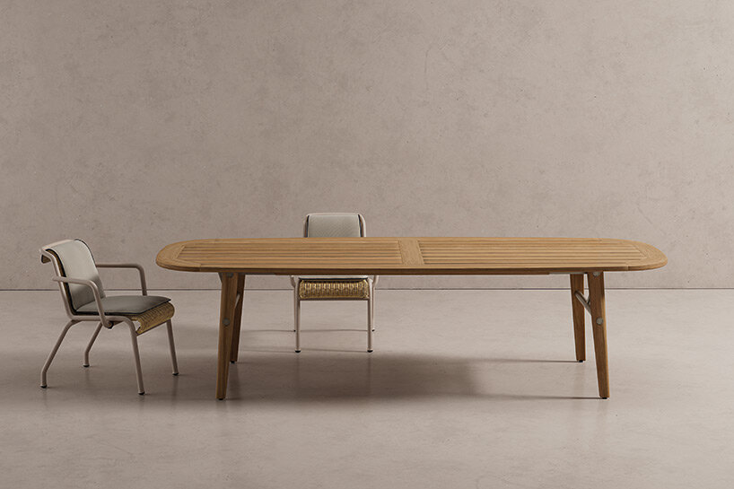 Eolias Salina chairs and Eolias Lipari Table