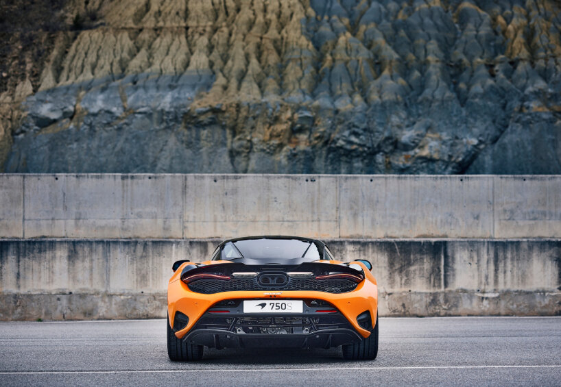 supercar mclaren 750s