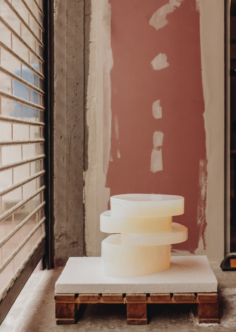 poikilos objects of common interest studio vedèt